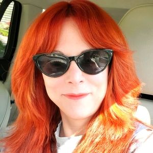 Meet your Posher, Cara